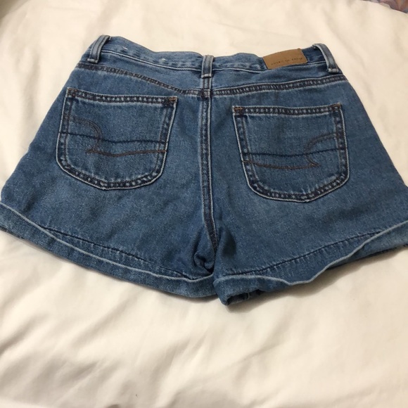 2 for $15 - Highwaisted Mom Jeans - Picture 3 of 7
